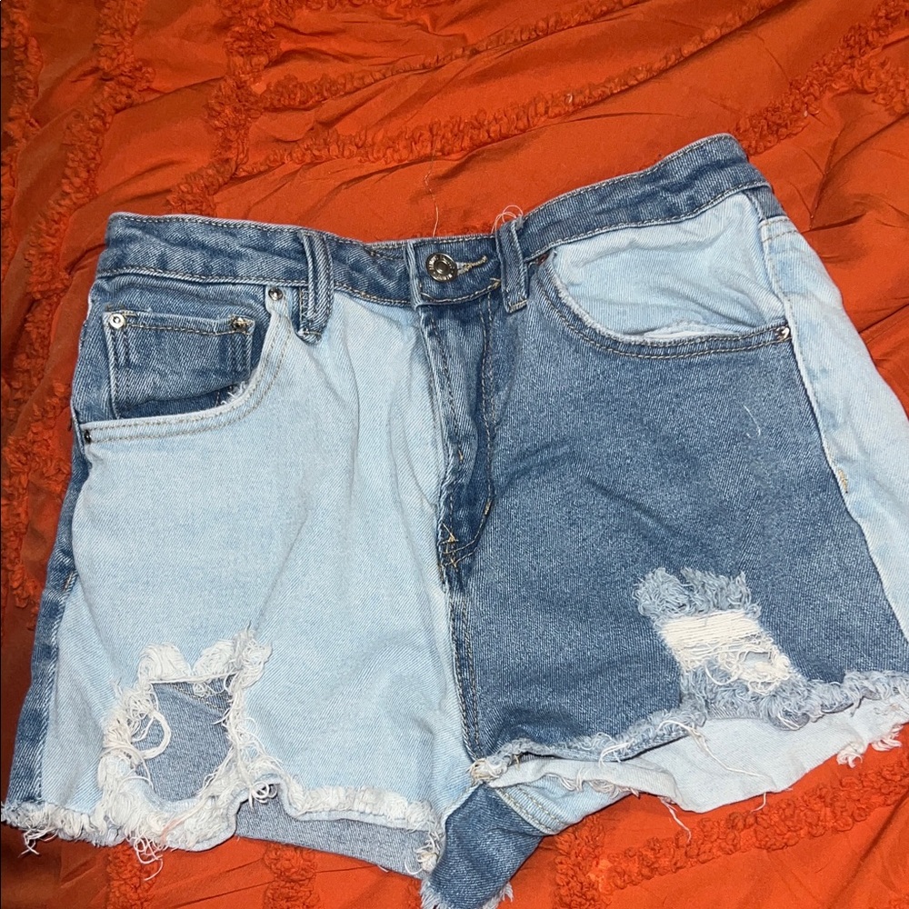Almost Famous Two-Tone Jean Shorts